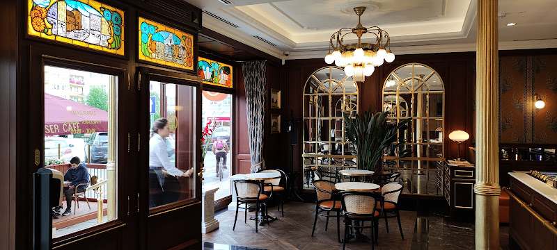 OMNI KAISER Patisserie