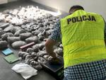 Dwoje słupszczan zatrzymanych za posiadanie 170 kilogramów nielegalnego tytoniu. Grozi im wysoka grzywna i więzienie