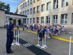 "Bezpieczna droga do szkoły" - Spotkania słupskich policjantów z uczniami i przedszkolakami