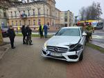 Kolizja w centrum Słupska na skrzyżowaniu ulicy Anny Łajming z placem Zwycięstwa