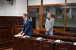 Trzy i pół roku więzienia za złamanie matce kręgosłupa wersalką. Sąd Okręgowy w Słupsku wydał wyrok