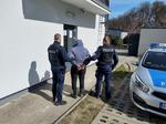 Dzielnicowi z Damnicy zatrzymali pijanego traktorzystę z dożywotnim zakazem kierowania
