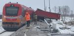 Trudne warunki na drogach przez gołoledź. W Widzinie ciężarówka wjechała w pociąg [AKTUALIZACJA]