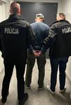 Policjanci zatrzymali 56-latka, który ukrywał w swoim domu ponad kilogram narkotyków