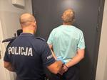 35-letni sprawca kradzieży rozbójniczej zatrzymany przez kryminalnych po dwóch godzinach od kradzieży.